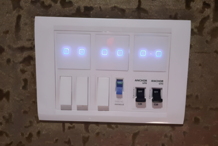 Smart Node 6-Touch MCB Combo Board